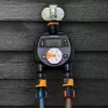 Temporizador de rega Fiskars com saída dupla 1054792