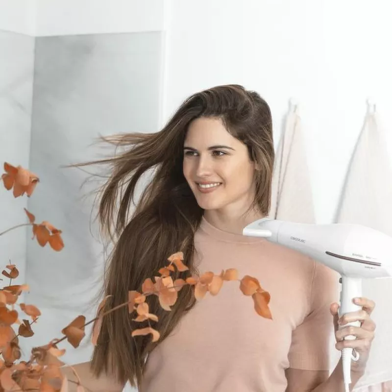 Secador de cabelo Cecotec | IoniCare 5300 Maxi Aura | 2200 W | Número de definições de temperatura 3 | Função de iões | Acessório difusor | branco