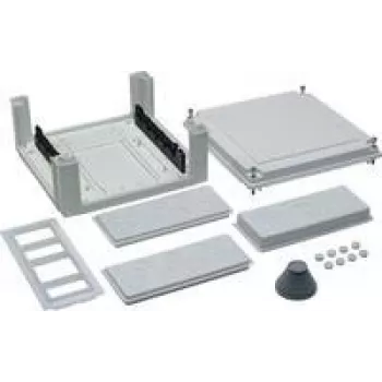 Hager U84S4 - plástico - branco - IP54 - 307 mm - 149 mm - 324 mm