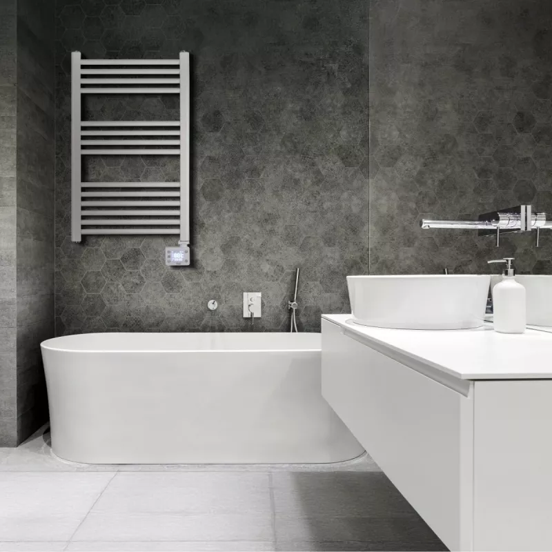 Aquecedor de casa de banho elétrico Adler AD 7824 600 W, branco, IP24, para montagem na parede, 500×900 mm