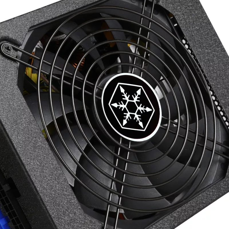 Fonte de alimentação SilverStone Strider SST-ST1500-TI v2.0 de 1500 W, 80 PLUS Titanium, modular