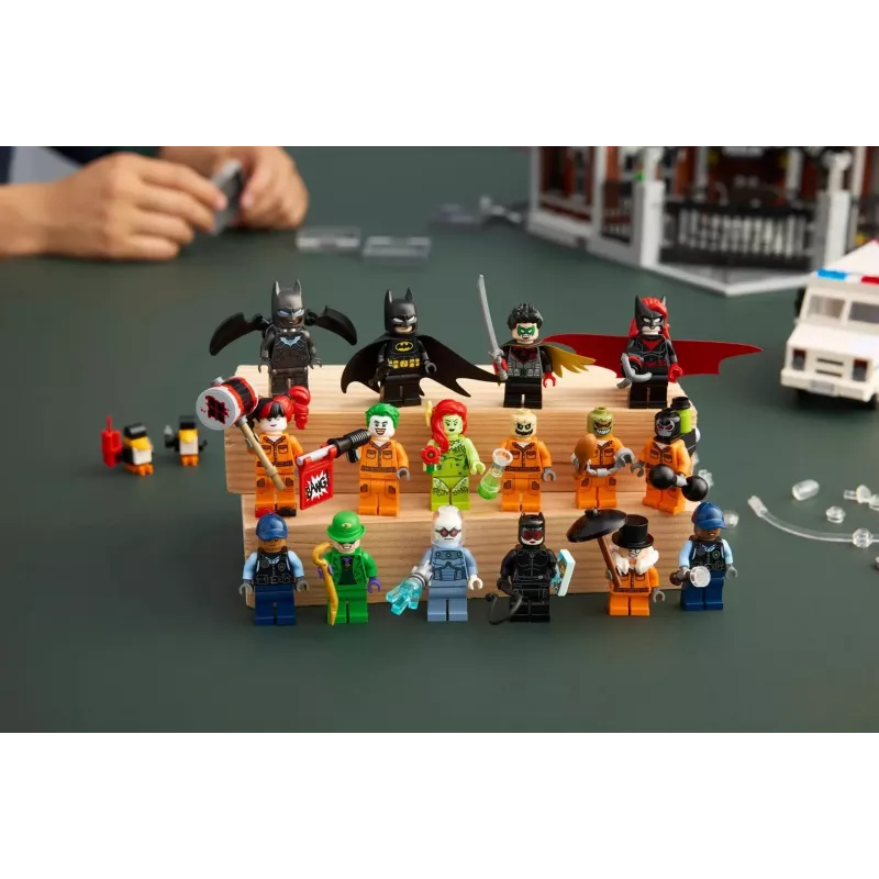 LEGO Batman 76300 Conjunto de construção Arkham Asylum – LEGO, modelo 76300