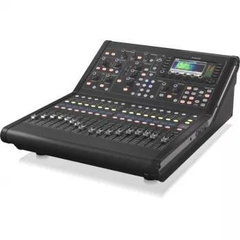 Mesa de mistura digital Midas M32R LIVE com placa DN32-Live