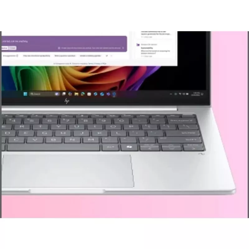 HP EliteBook 8 G1a Ryzen AI 5 Pro 340 14WUXGA IPS 400nits AG LBL 32GB DDR5 5600 SSD1TB Radeon 840M câmara IR 5 Mpx AI 62Wh W11Pro 3 anos no local