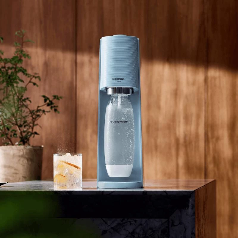 SodaStream máquina de gaseificar Terra azul-claro QC com CO2 e garrafa PET de 1L
