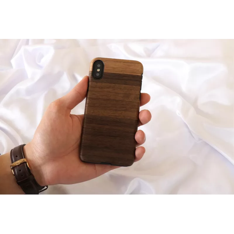 Capa para smartphone man and wood para iPhone X/XS — fango preto