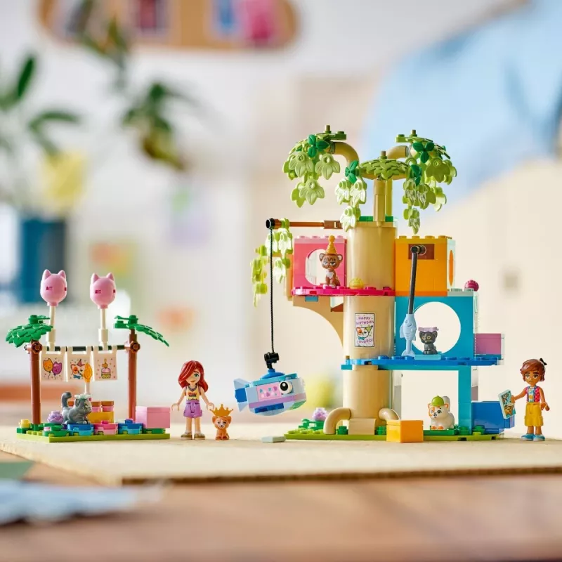 Brinquedo de construção LEGO Friends 42666 conjunto de brincar casa na árvore da festa de aniversário dos gatos, 321 peças, 6+ anos, 180×160×100 mm