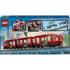 LEGO City Elétrico e Estação Conjunto de construção de roleplay para crianças com elétrico de brinquedo, presente para meninos e meninas a partir dos 7 anos que adoram veículos