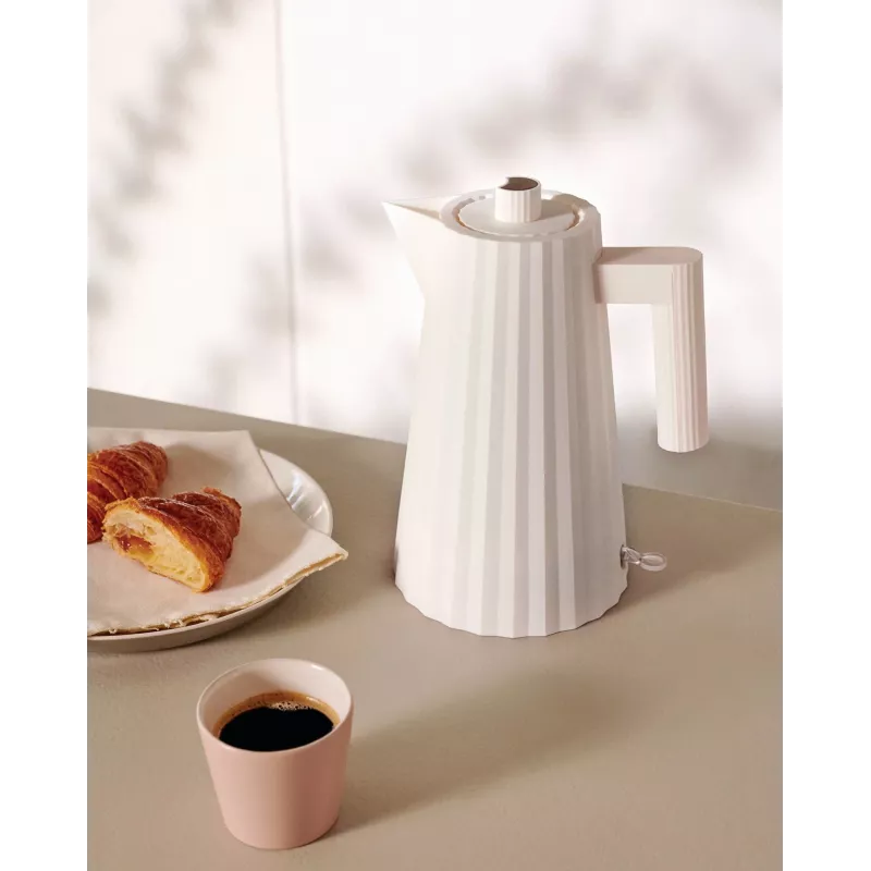 Alessi MDL06 B Chaleira dobrável, preta, ficha europeia