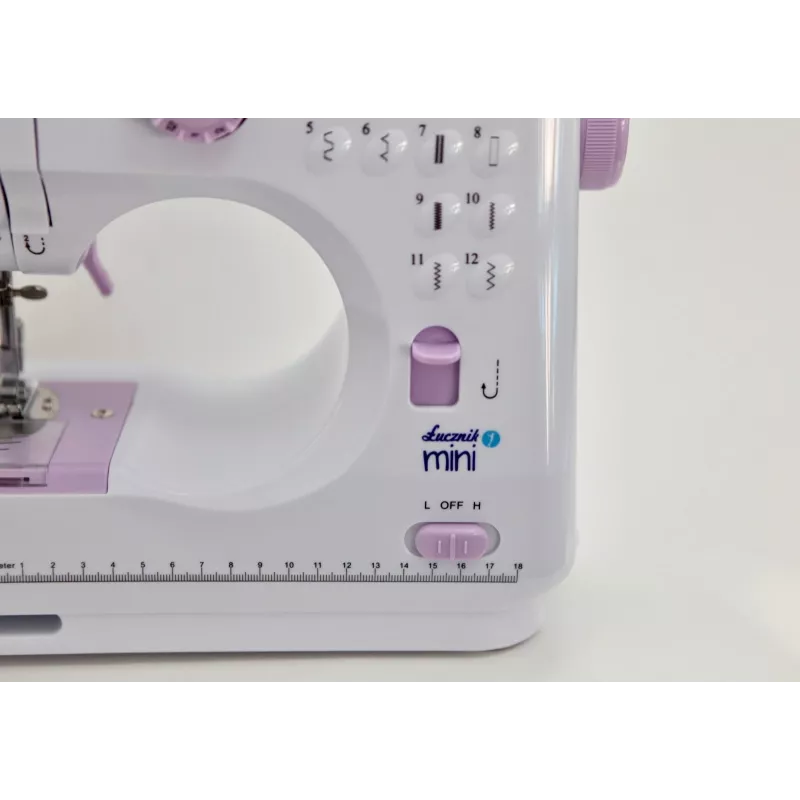 Lucznik Mini máquina de costura