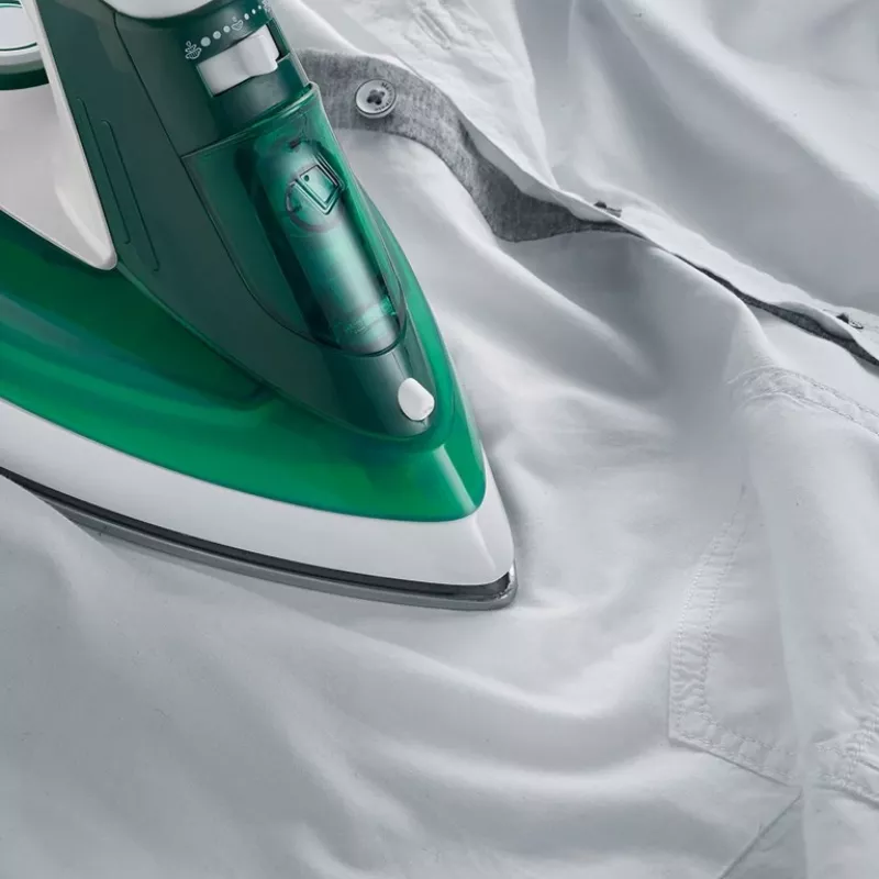 Severin BA 3261 Ferro de engomar ferro a vapor base cerâmica 2400 W branco, verde