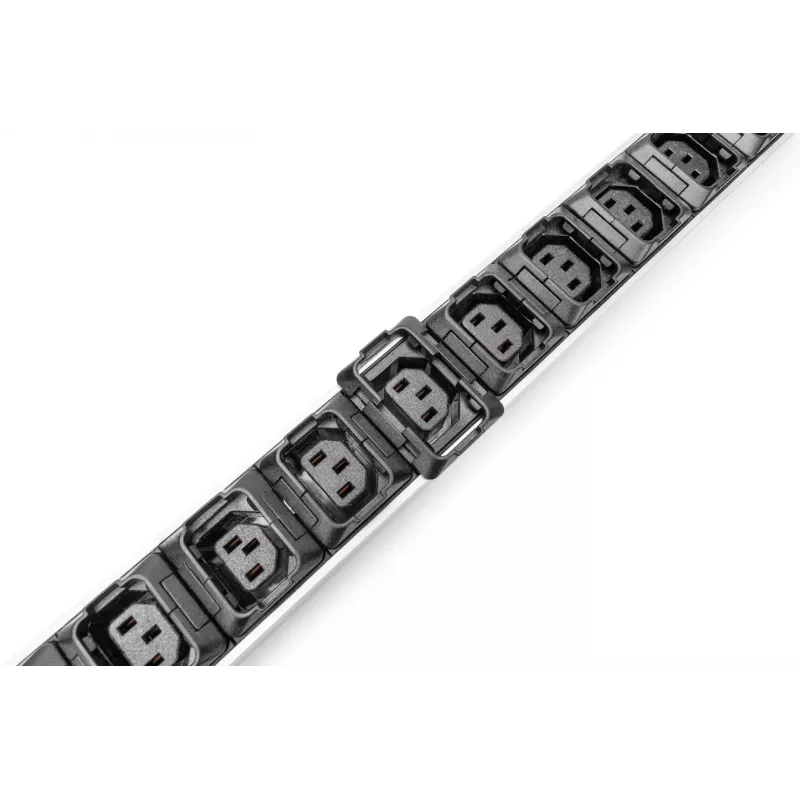 PDU IT básica Digitus monofásica 16A 24 x C13 3 x C19 cabo 3m