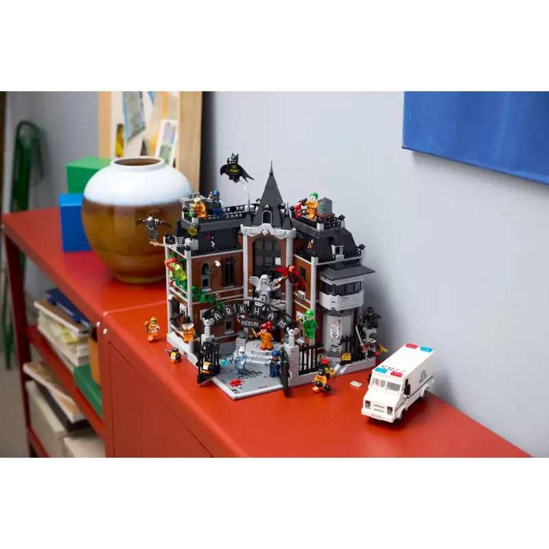 LEGO Batman 76300 Conjunto de construção Arkham Asylum – LEGO, modelo 76300