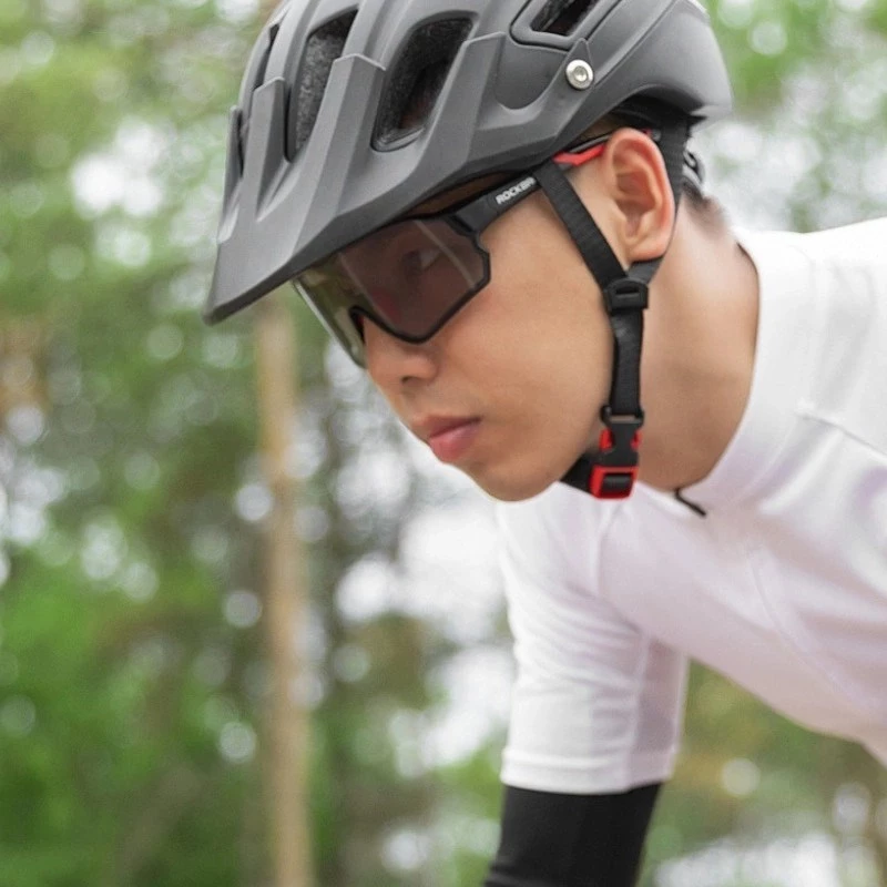 Rockbros 10135 óculos de ciclismo UV400 fotocromáticos, preto e vermelho