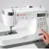 Máquina de costura SINGER CE677