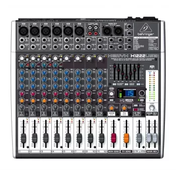 Misturadora de áudio Behringer X1222USB 4 canais