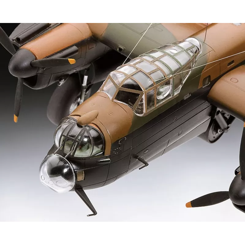 Revell Lancaster B. III Dambusters (04295) 1:72 escala avião kit de montagem em plástico
