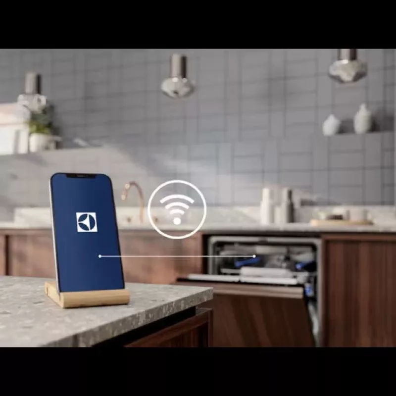 Máquina de lavar loiça de encastrar ELECTROLUX EEC87400W, 13 conjuntos de louça, 44 dB