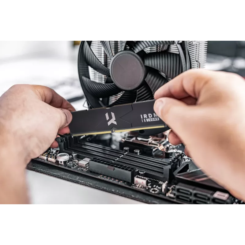 Memória DDR5 IRDM 16GB(1*16GB) /7600 CL36