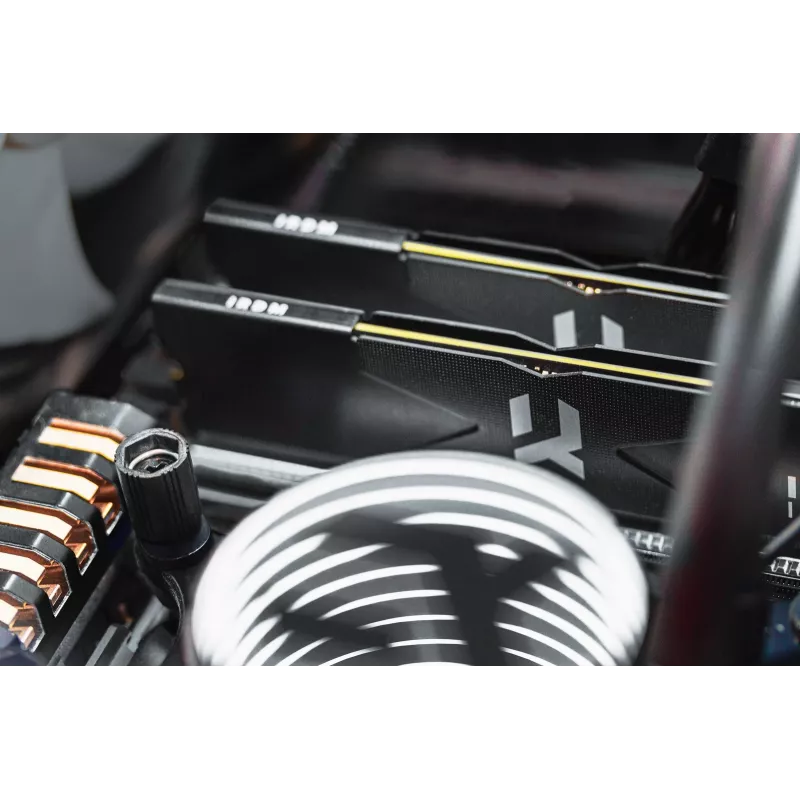 Memória DDR5 IRDM 16GB(1*16GB) /7600 CL36