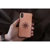 Capa para smartphone man and wood para iPhone X/XS, preto, capa protetora com detalhe de bússola