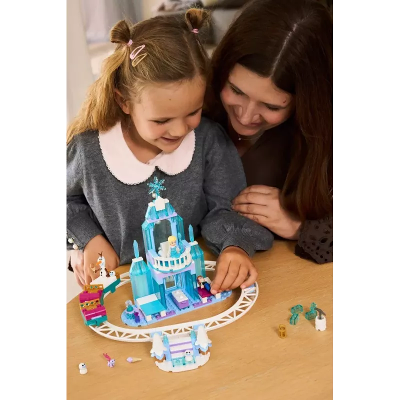 LEGO DISNEY 43281 O Castelo de Gelo de Elsa e Aventura de Trenó na Neve
