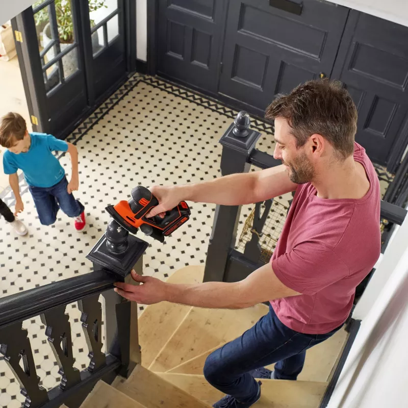 Lixadeira delta a bateria Black & Decker BDCDS18N 18 V, sem bateria e carregador, laranja/preto