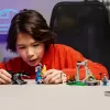 LEGO FORTNITE 77075 Acampamento do Peely & Sparkplug