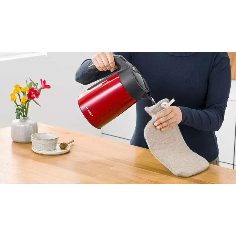 Chaleira elétrica Bosch TWK7L464 – capacidade de 1,7 L, 2400 W, vermelha, caixa em plástico