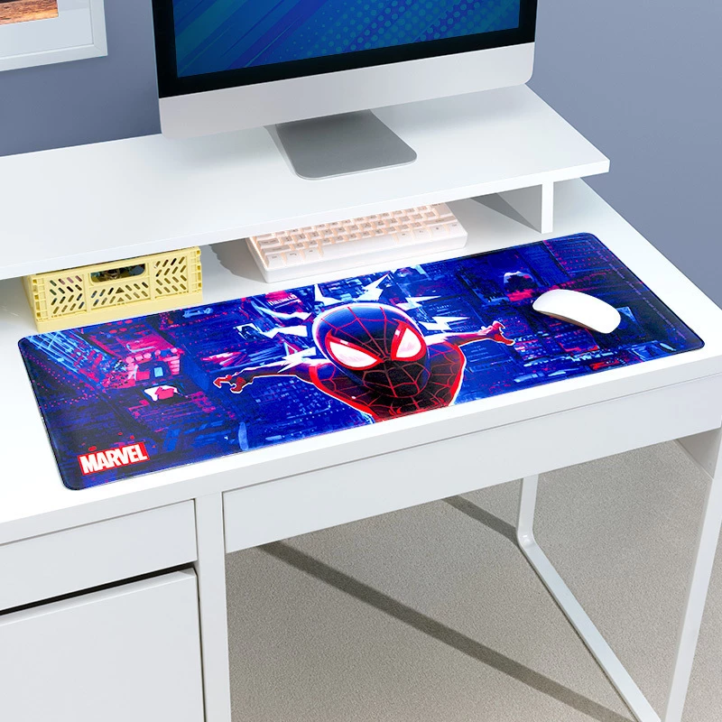 Tapete de secretária Paladone Spiderman Miles Morales – grande superfície de gaming/trabalho, base antiderrapante