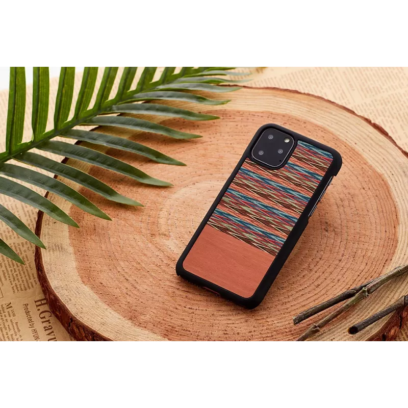 Capa para smartphone man and wood para iPhone 11 Pro Max — padrão xadrez castanho, bordo preto