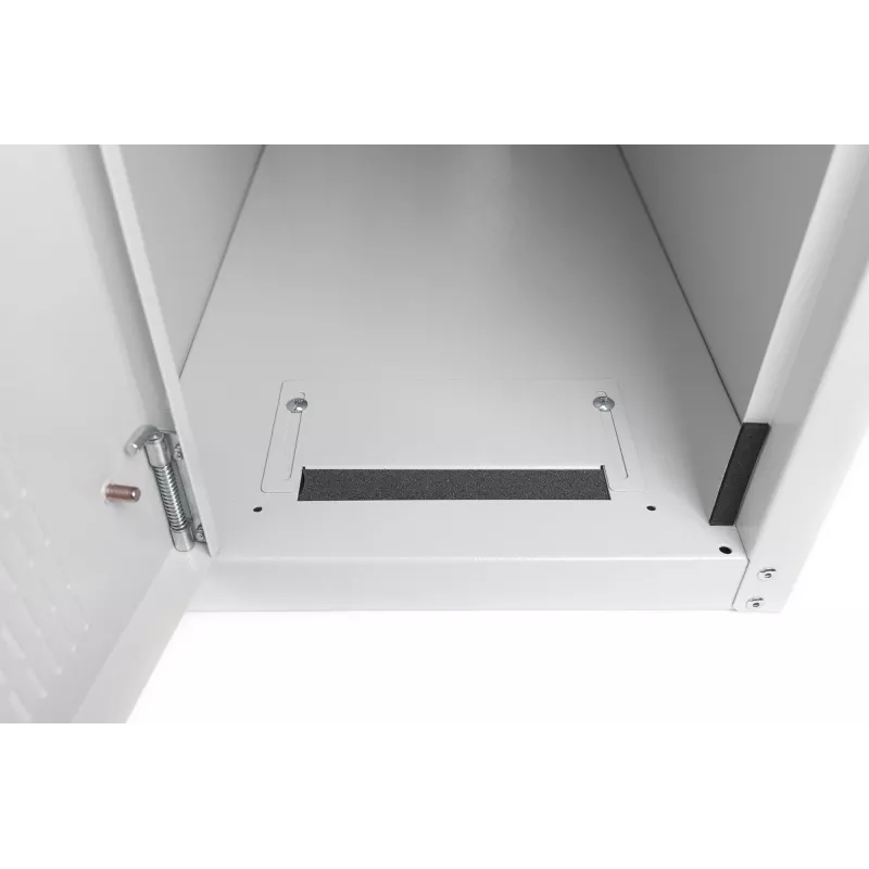 Caixa de computador Digitus com porta de vidro, com rodas, com fechadura, com ranhuras de ventilação