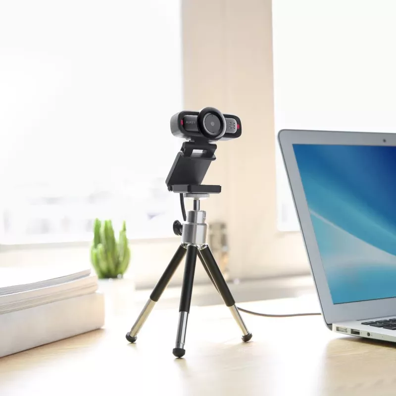 Webcam AUKEY PC-LM3 2 MP 1920 x 1080 píxeis USB 2.0 preto