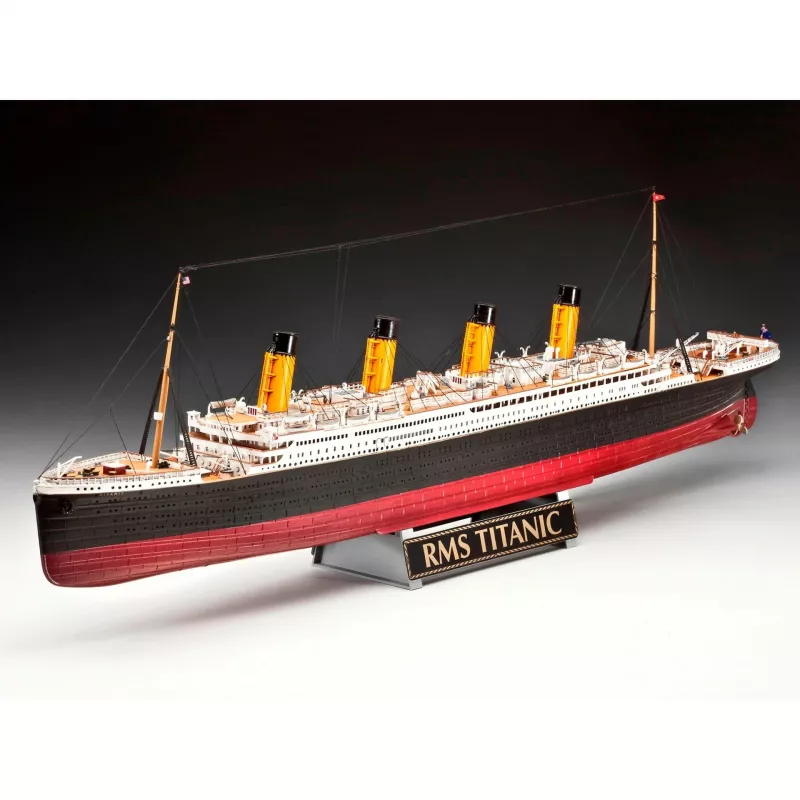 Rv05715 - Revell -1:400 - conjunto de presente - 100 anos Titanic (edição especial)