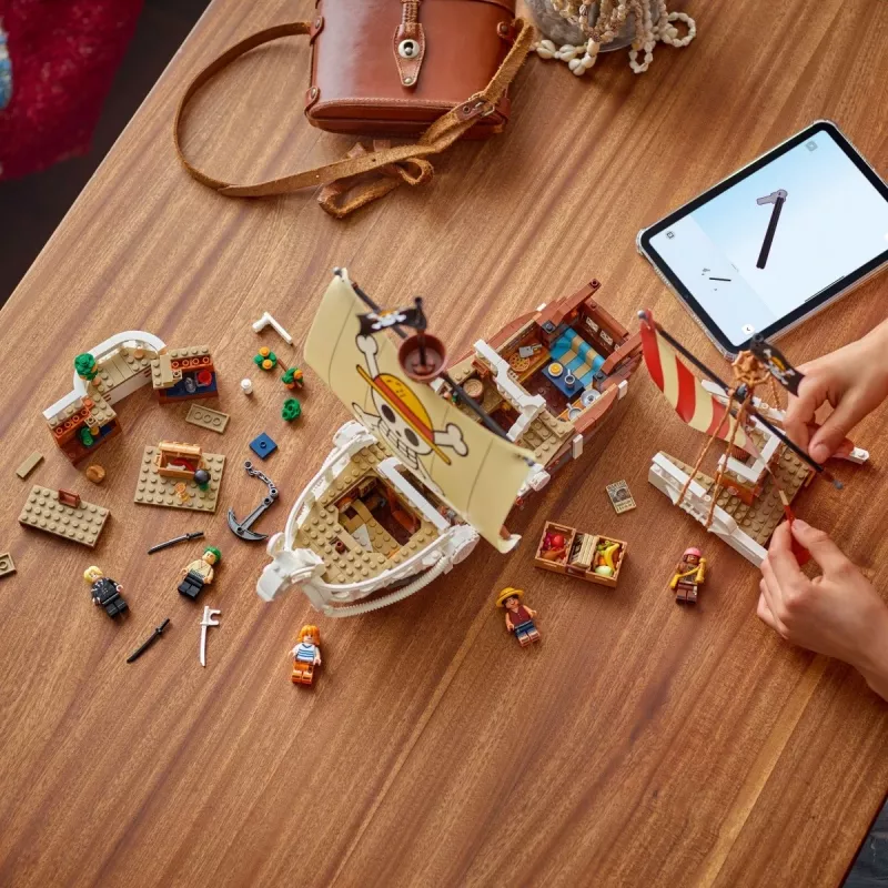 Conjunto LEGO The Going Merry navio pirata 75639 — modelo em peças One Piece