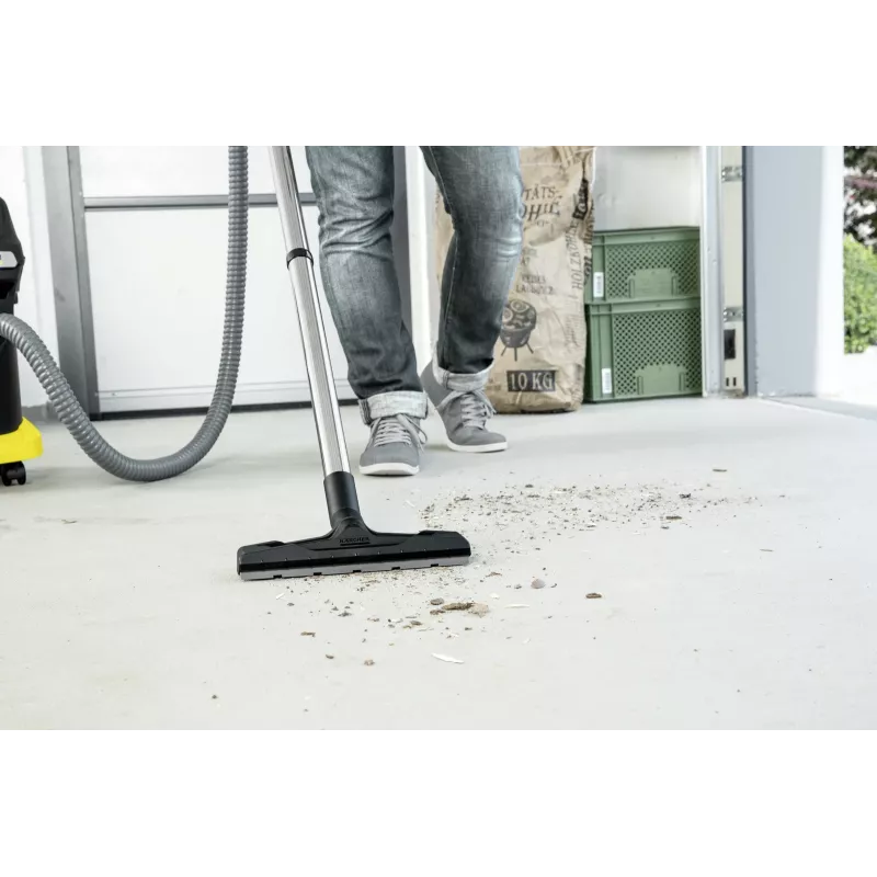 Aspirador a seco Karcher AD 4 Premium — 17 l, 600 W, sem saco, tubo metálico, tubo cromado