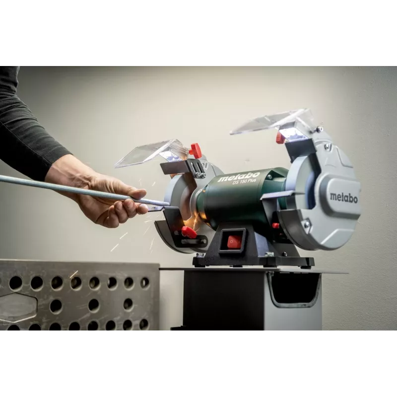 Rebarbadora de bancada Metabo DS 150 Plus