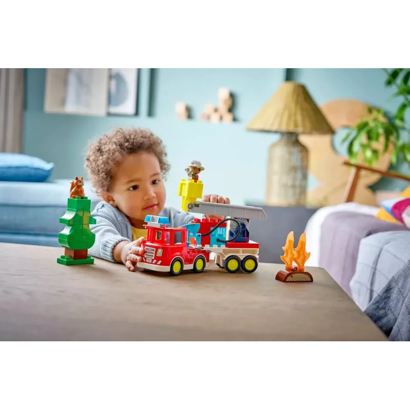 LEGO DUPLO 10473 Carro de Bombeiros com Mangueira e Bombeiro