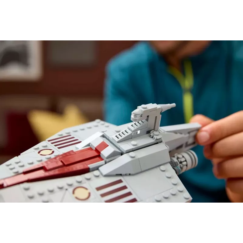 LEGO Star Wars conjunto Nave de assalto classe Acclamator 75404 — conjunto de construção, 450 peças, modelo de exposição 130×150×230 mm