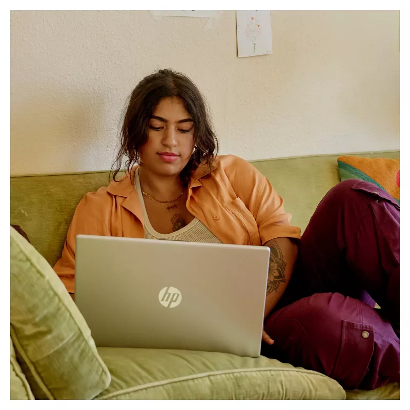 HP 15-fd0611ng portátil 39,6 cm (15.6) 1920x1080 - Intel N100 - 128GB Flash - HDMI/USB-C - Windows 11 Home - prateado (B94ZNEA)