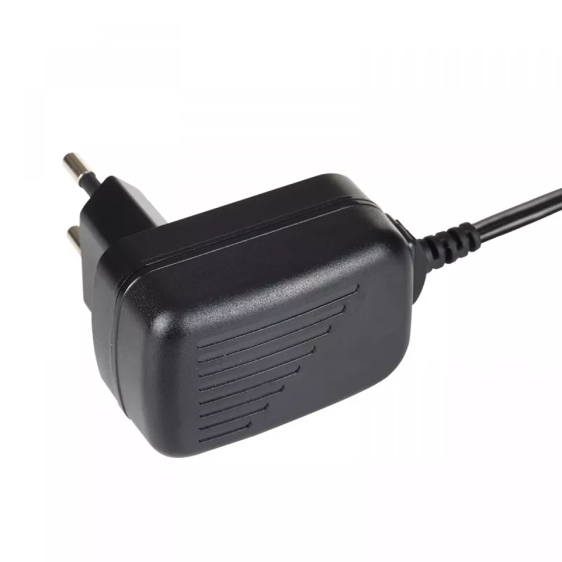 Fonte de alimentação universal Akyga AK-TB-33, 5 V, 2 A, 10 W, 5,5 x 2,5 mm, 1,5 m