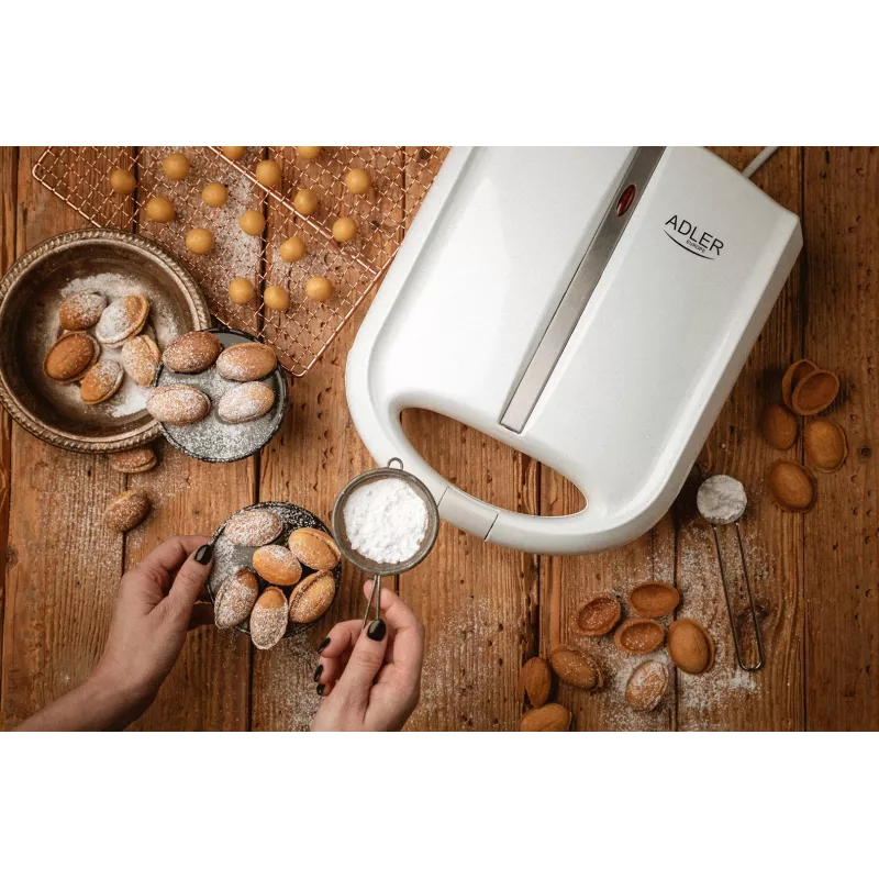 Máquina de waffles Adler AD 3039 — 24 waffles, 1600 W, branco, antiaderente, pegas frias ao toque