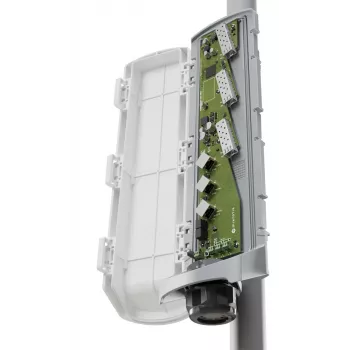Switch de rede MikroTik CSS606-1G-2Gi-3S+OUT switch de 6 portas com uplinks 1G e 10G SFP+