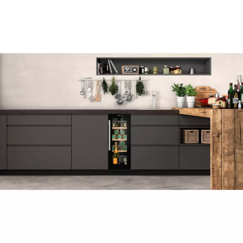 Garrafa de vinho Neff KU9202HF0 encastrar preto 21 garrafas