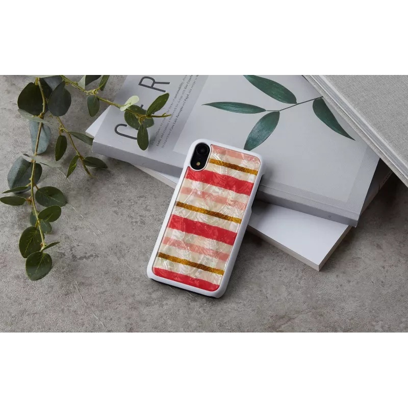 Capa de proteção iKins para iPhone XR — design Short Cake, branca