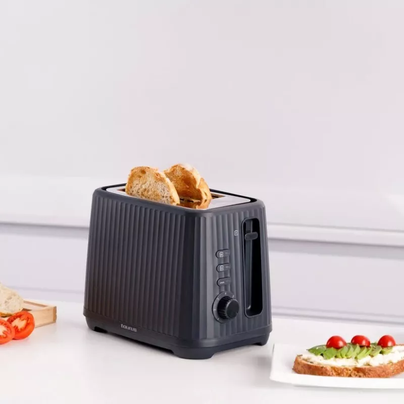 Torradeira Taurus Jonic Toast 2 fatias 1150 W preta
