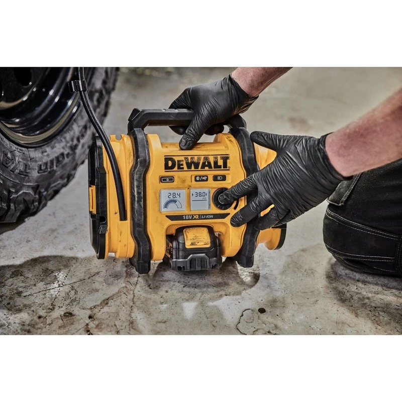 DeWALT DCC018N compressor de ar