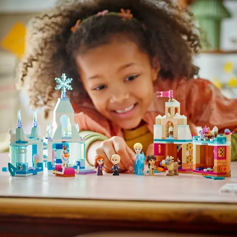 LEGO DISNEY 43278 Mini Castelo de Arendelle e Palácio de Gelo da Elsa