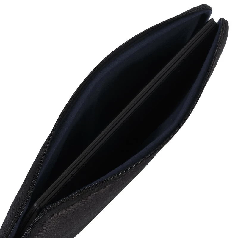 Capa sleeve Rivacase 7703 preta