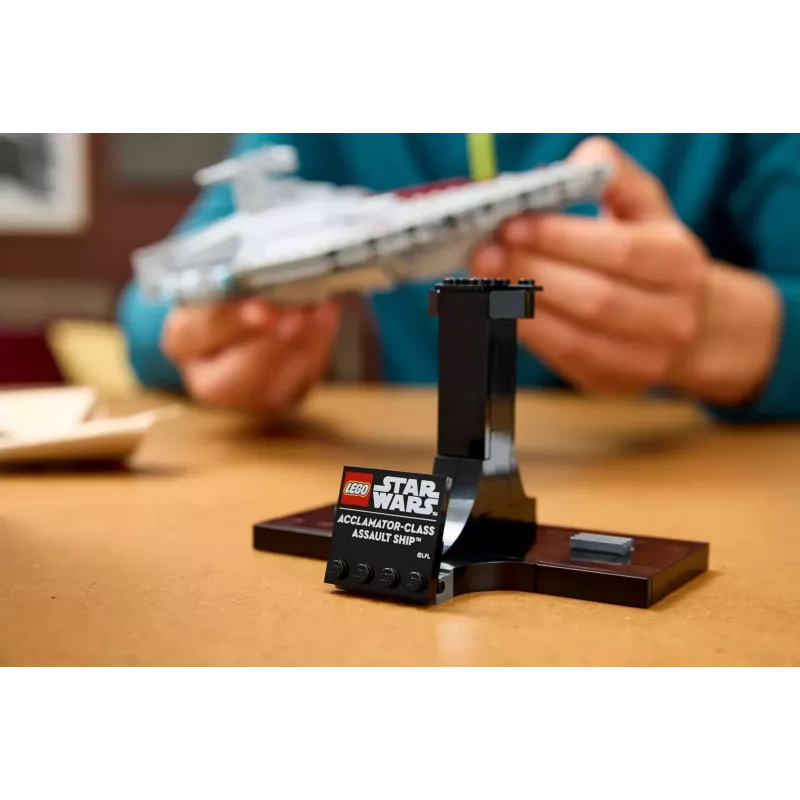 LEGO Star Wars conjunto Nave de assalto classe Acclamator 75404 — conjunto de construção, 450 peças, modelo de exposição 130×150×230 mm